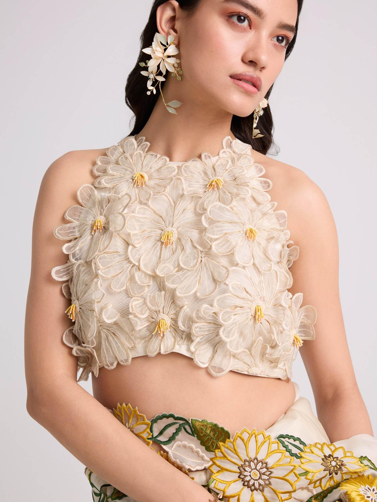 ivory daisy 3d applique crop top