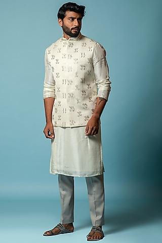 ivory embroidered bundi jacket