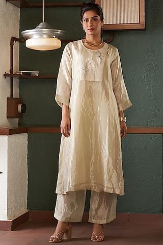 ivory embroidered kurta set