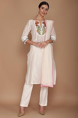 ivory embroidered kurta set