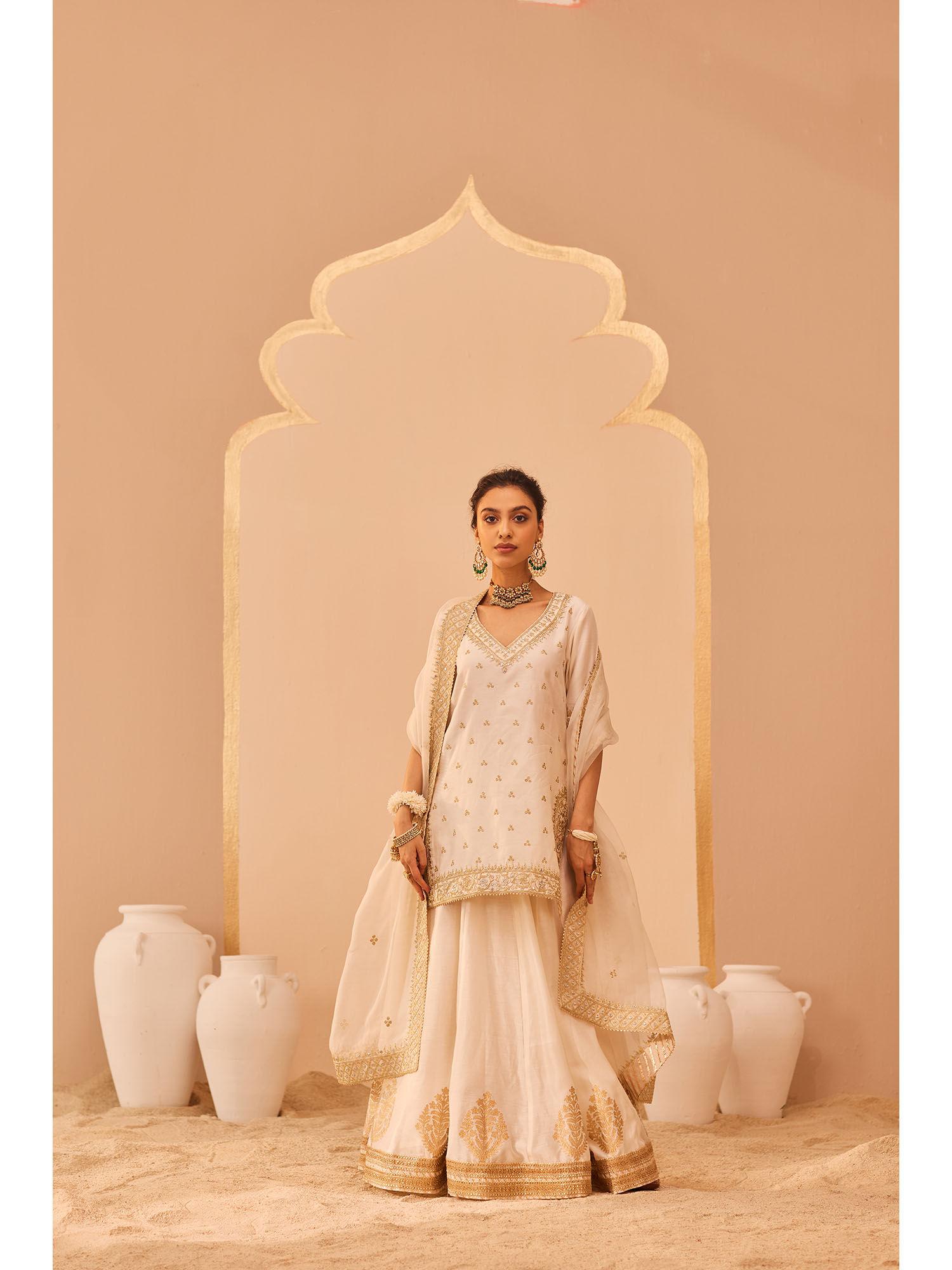 ivory faiza kurta with lehenga and dupatta (set of 3)