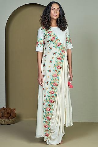 ivory gown with embroidery