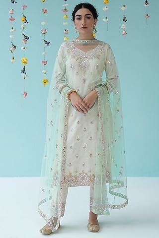 ivory thread embroidered kurta set