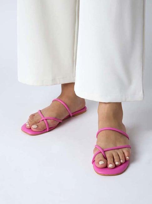 iykyk women's pink toe ring sandals
