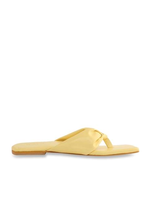 iykyk women's yellow thong sandals
