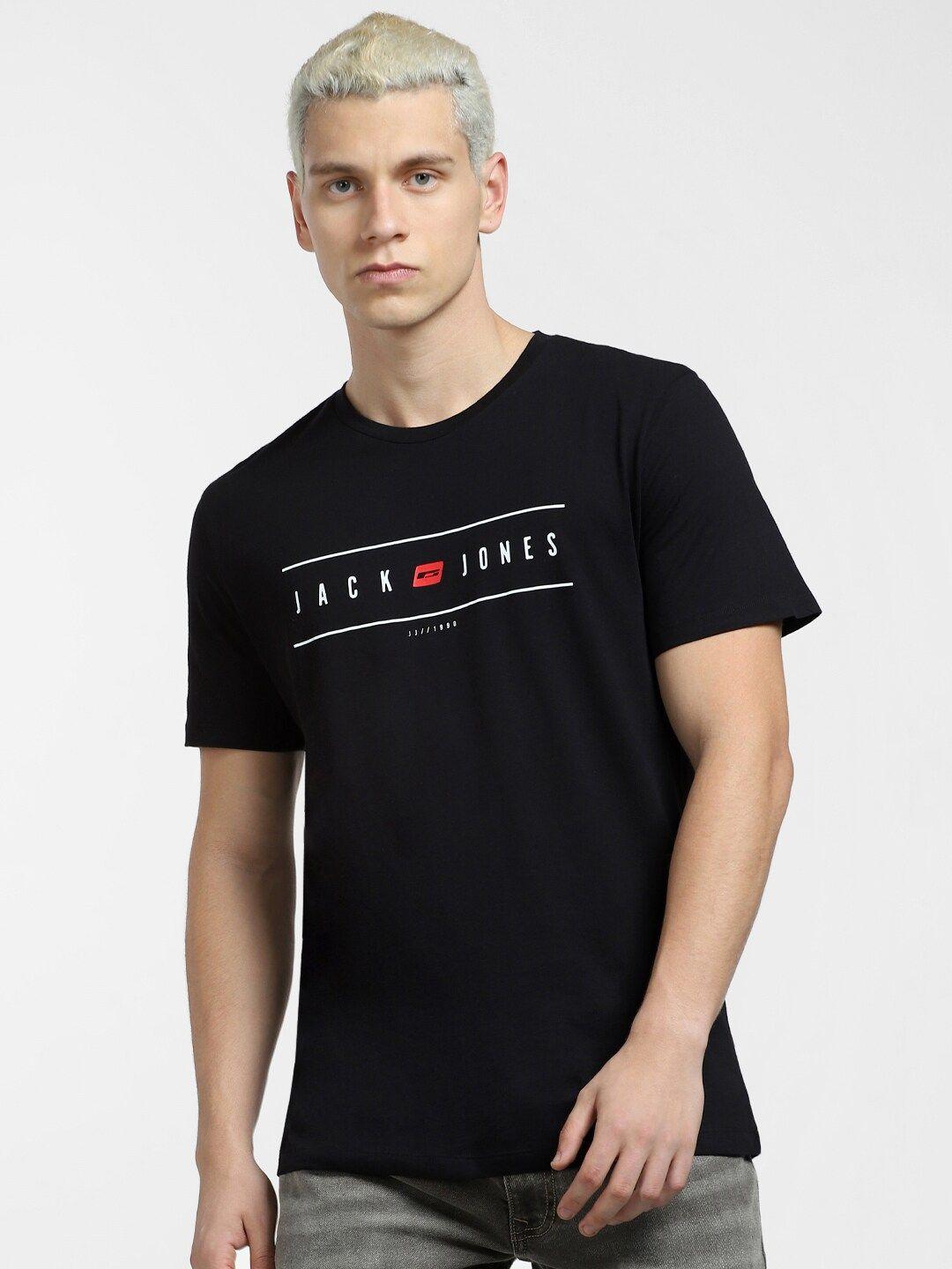 jack & jones men black typography printed v-neck applique slim fit t-shirt