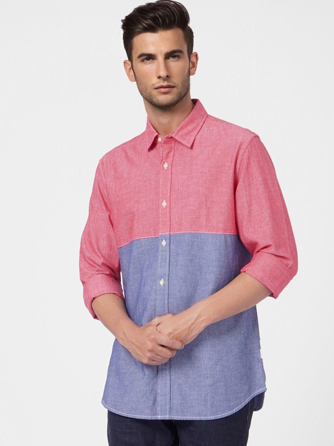 jack & jones men coral red & blue colourblocked slim fit pure cotton casual shirt