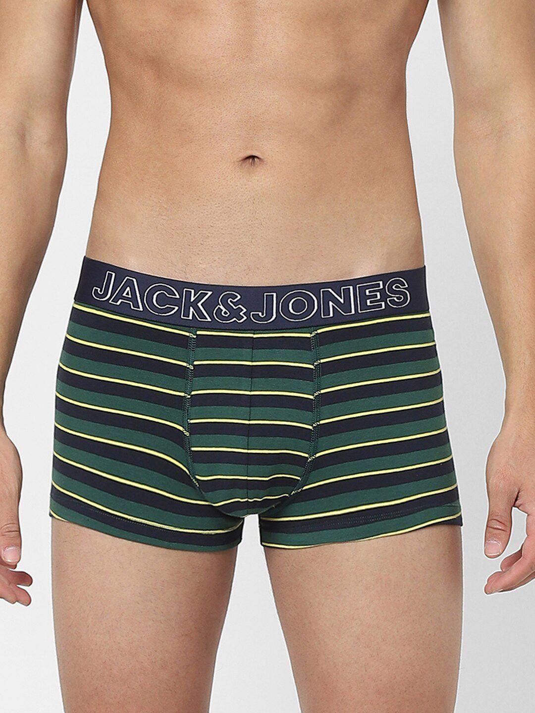 jack & jones men green & black printed cotton trunk 116798801