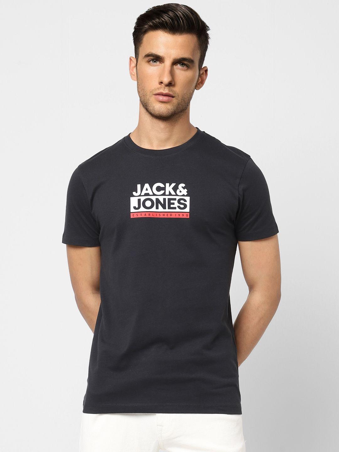 jack & jones men black & white brand logo printed pure cotton slim fit t-shirt