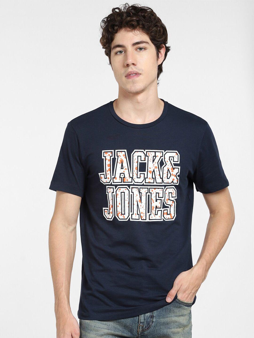 jack & jones men blue & white cotton printed slim fit t-shirt