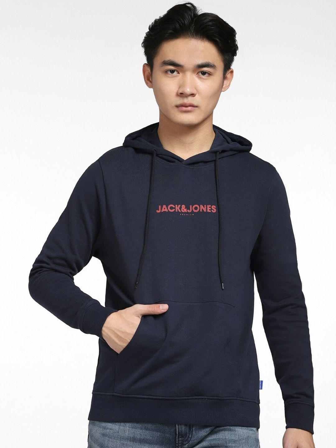 jack & jones men blue printed hooded sweatshirt