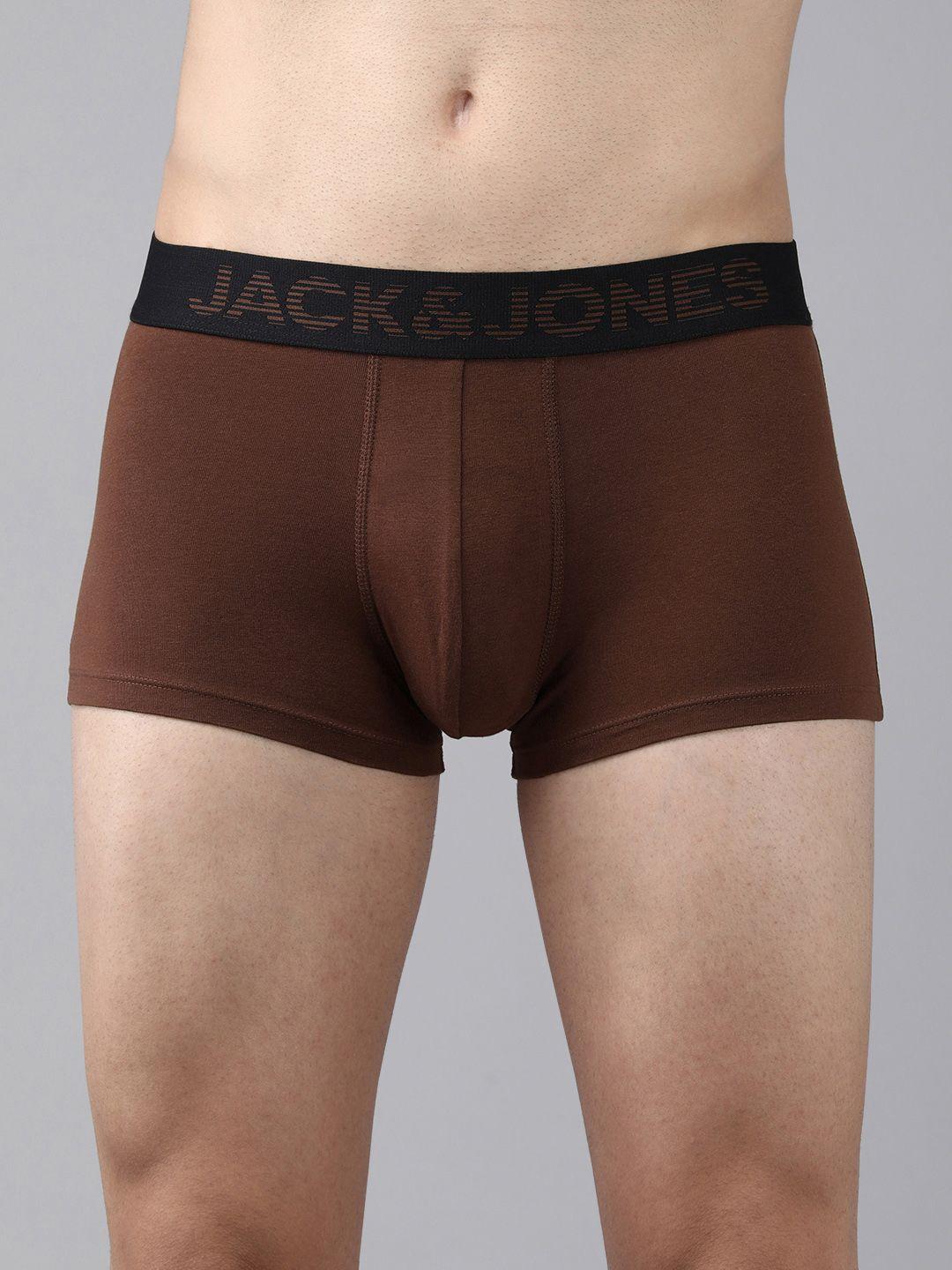 jack & jones men brown solid anti-microbial trunk 1036691002