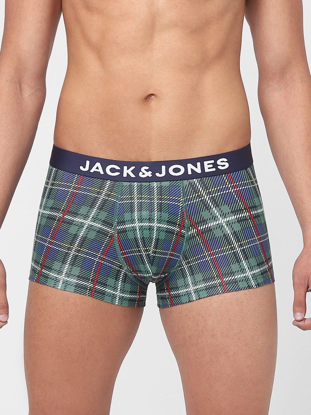 jack & jones men green & blue checked cotton trunk