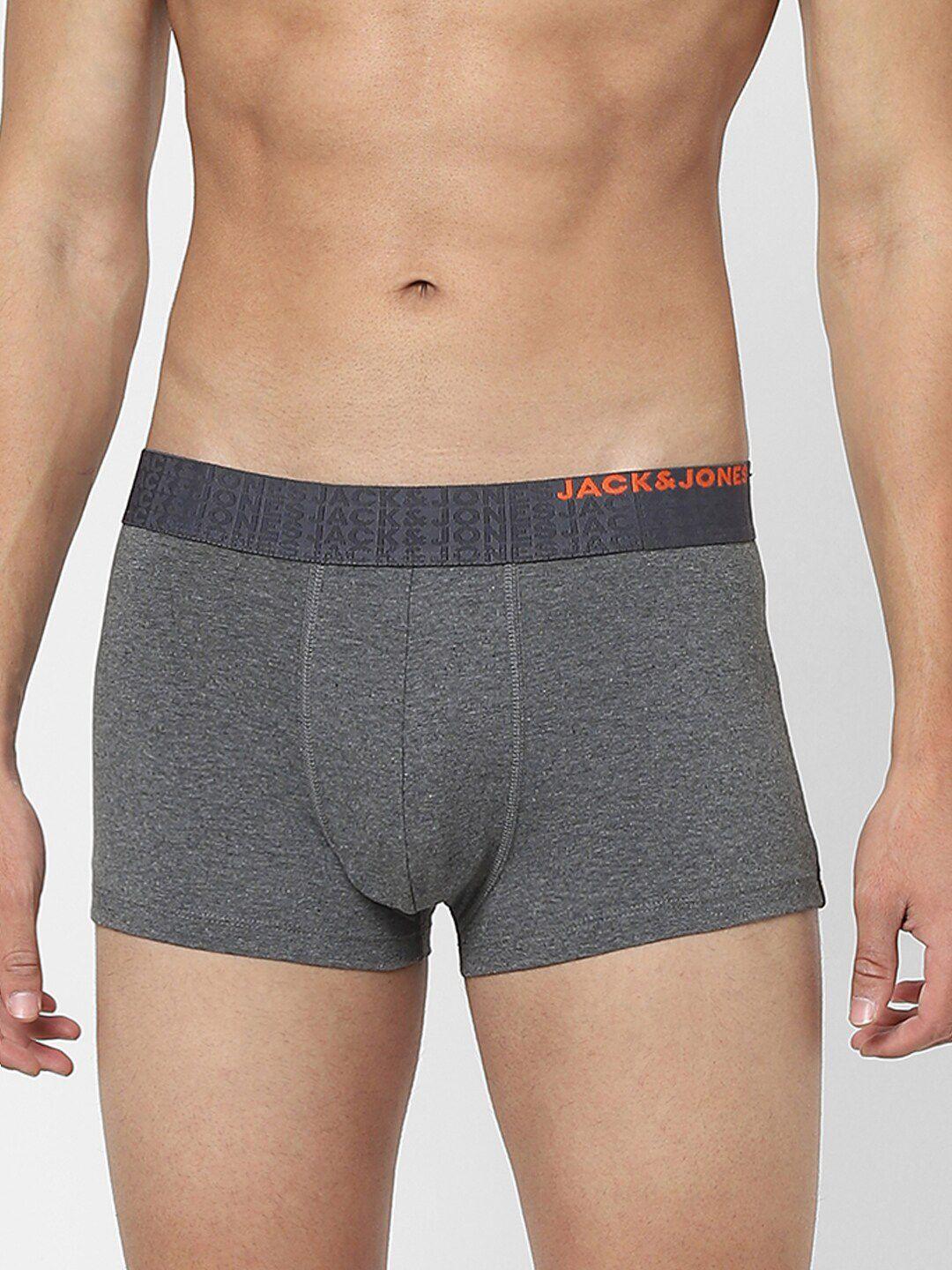 jack & jones men grey solid cotton trunk 116801102