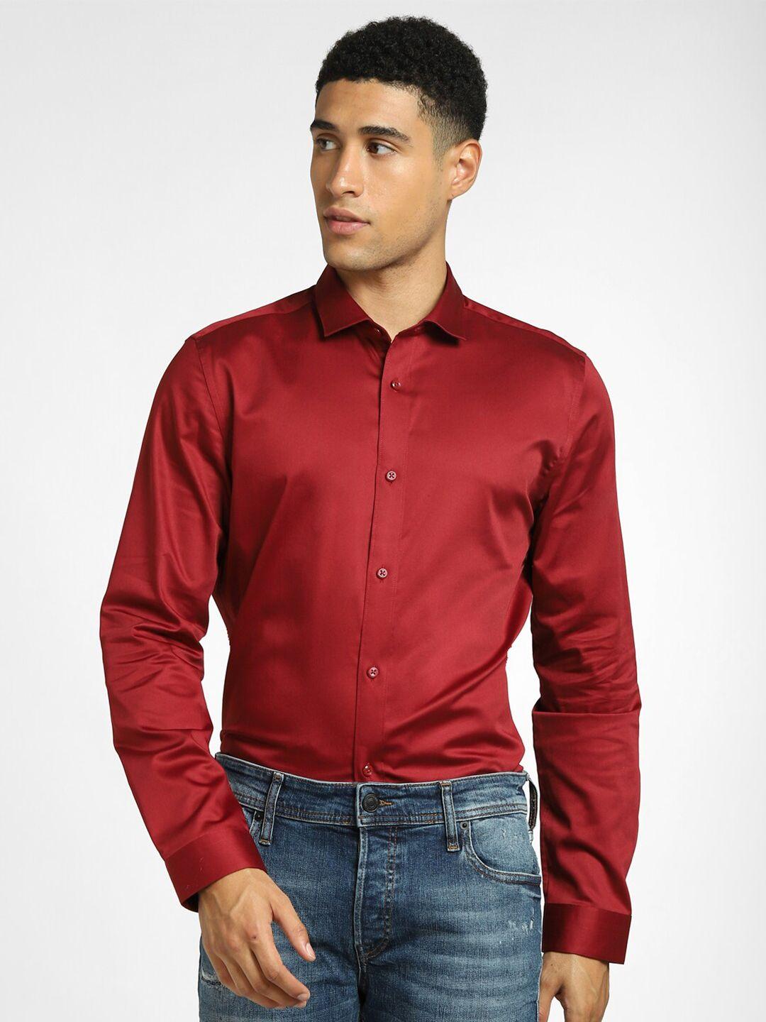 jack & jones men maroon solid cotton casual shirt