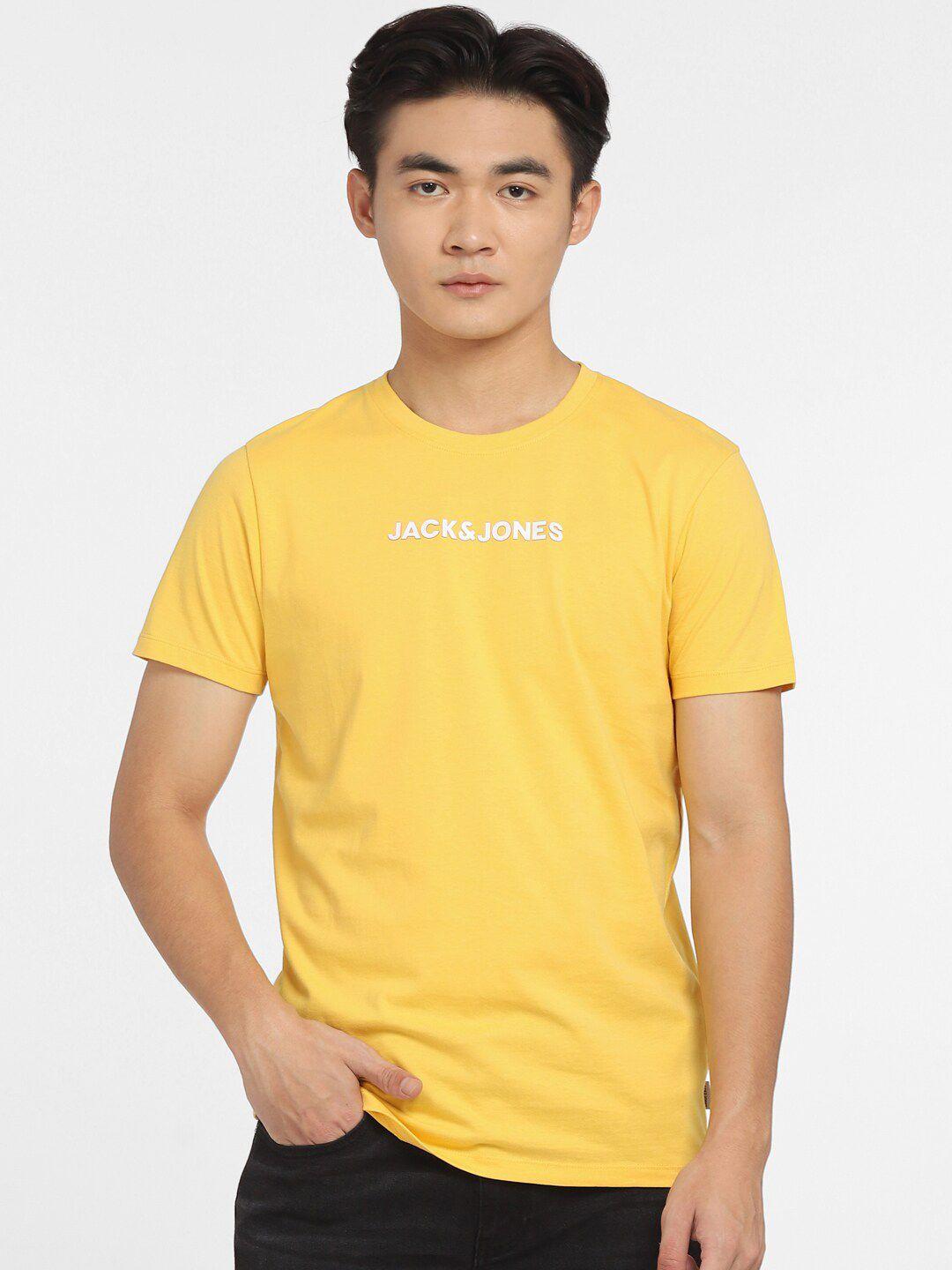 jack & jones men yellow typography printed slim fit cotton t-shirt