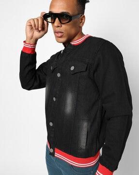 jacket with pockets & button closure