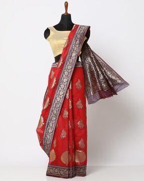 jacquard pattern thread boota pallu saree