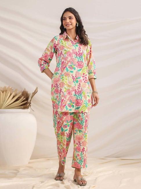 janasya beige cotton floral print kurti pant set