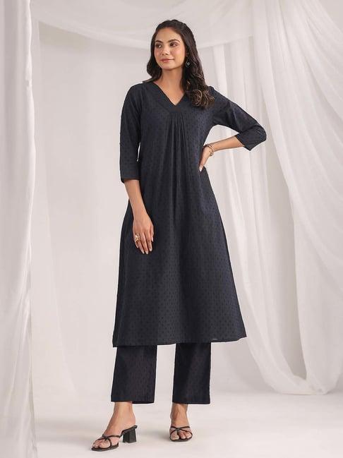 janasya black cotton self pattern kurta pant set