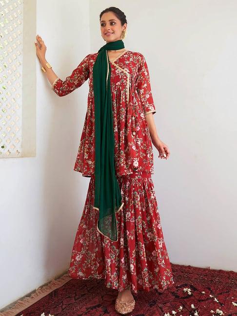 janasya maroon floral print kurta with sharara & dupatta