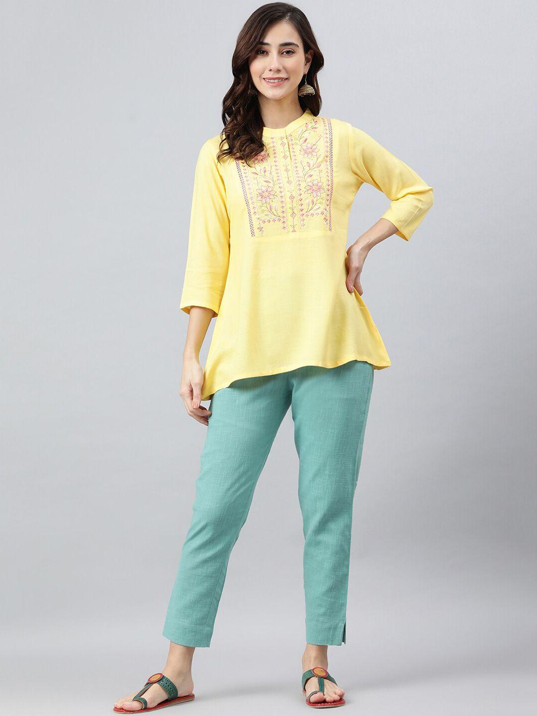 janasya women yellow rayon slub embroidered a-line top