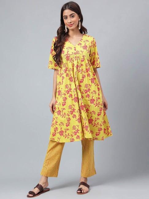 janasya yellow cotton floral print kurta pant set