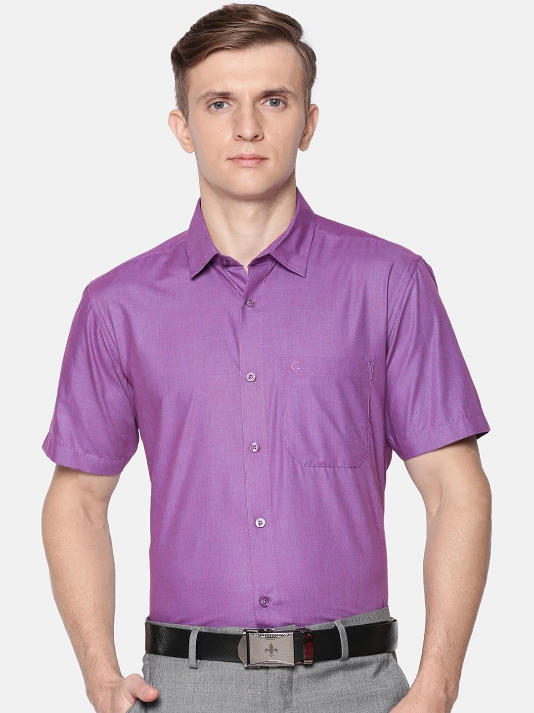 jansons men violet regular fit solid formal shirt