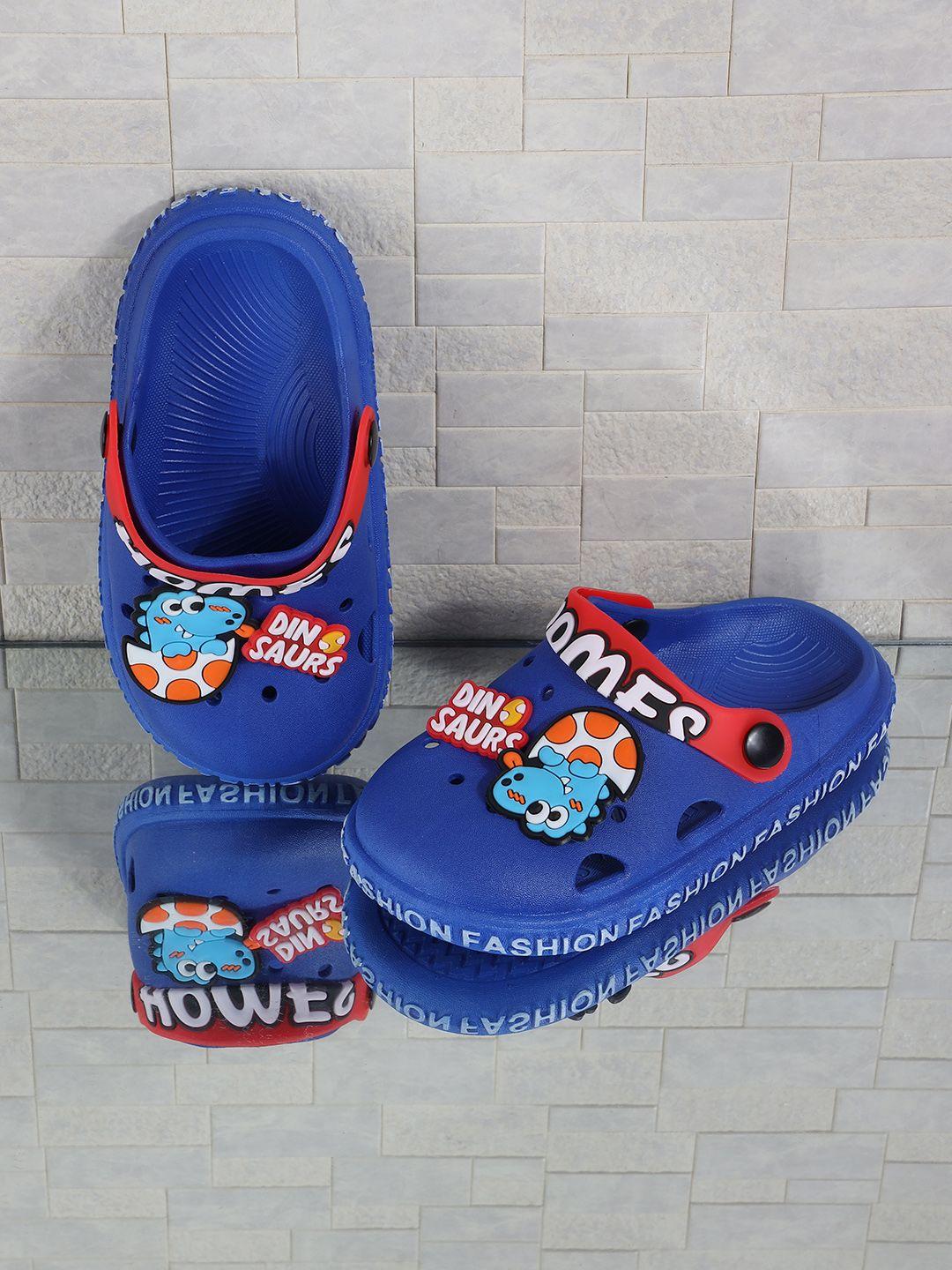 jazzy juniors kids applique detail clogs