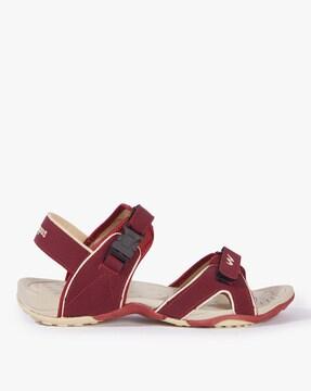 jazzy slingback sandals with buckle fastening