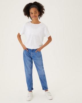 jeans with insert pockets