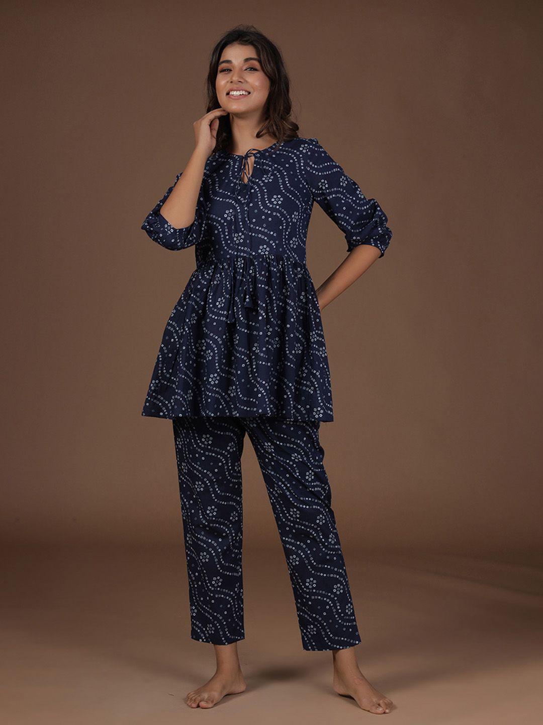 jisora women blue & white printed pure cotton night suit