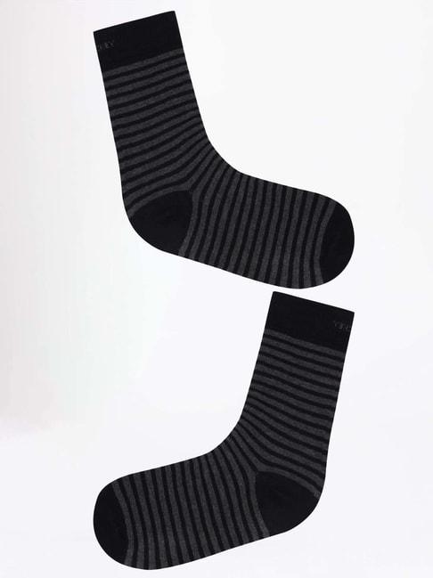 jockey 7095 black compact stretch cotton crew length socks with stay fresh treatment