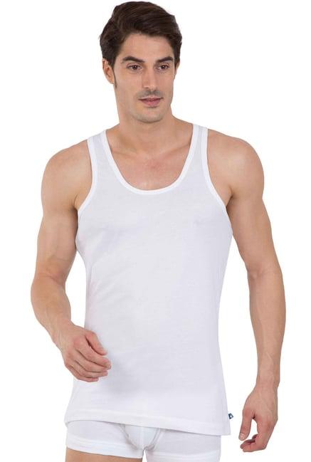 jockey 8820 multicoloured sleeveless vest with extended length for easy tuck - pack of 2