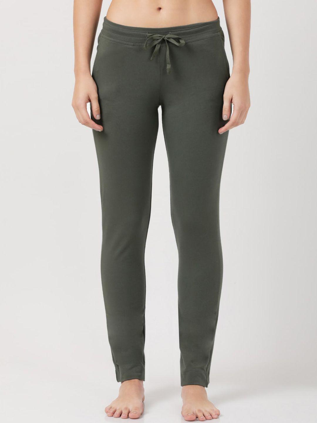 jockey women green solid slim fit track pant