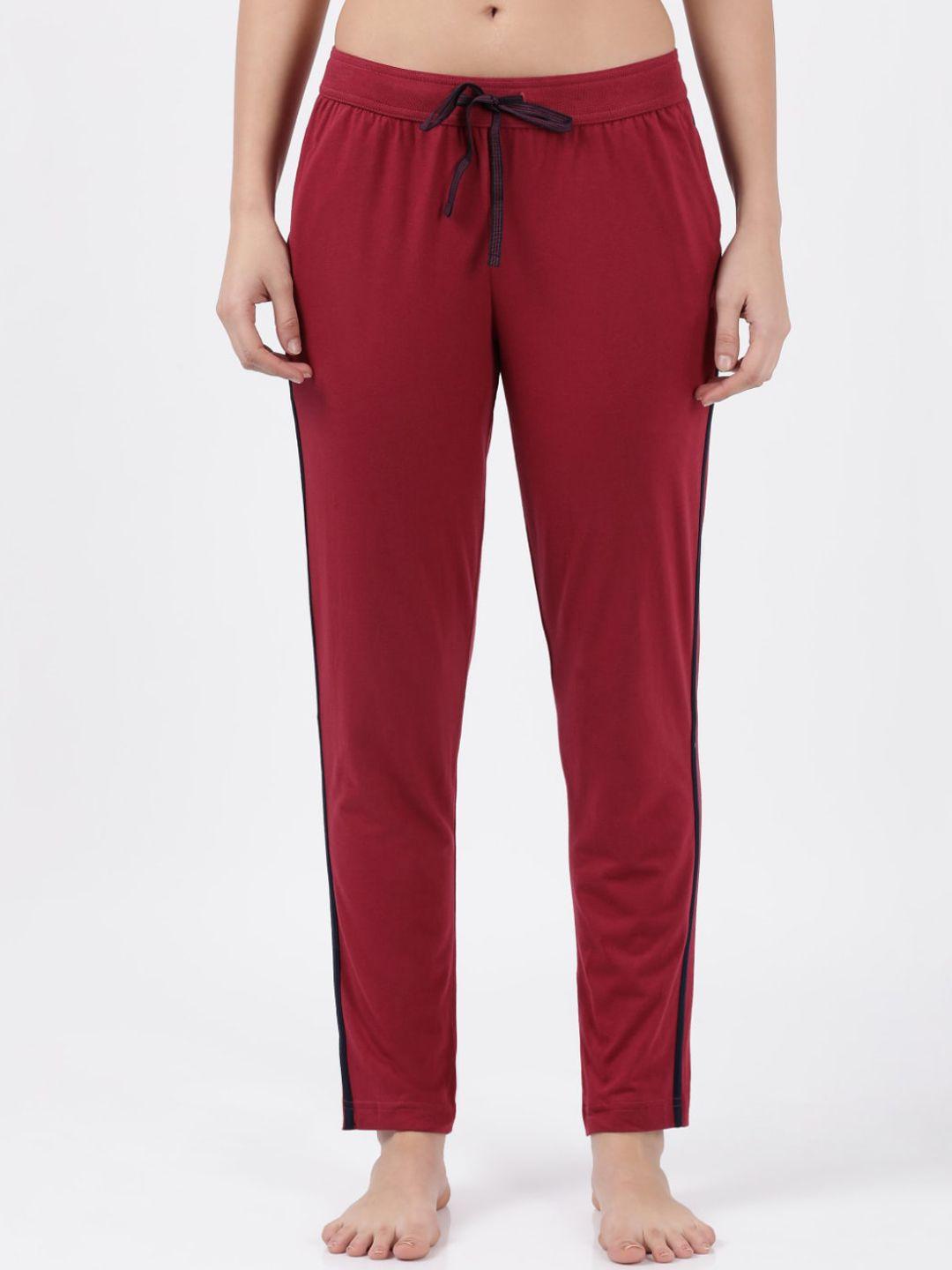 jockey women red solid relaxed fit yoga track pant