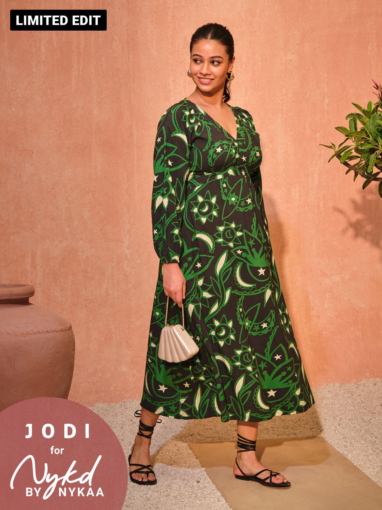 jodi x nykd modal flowy v neck maxi dress with beaded tassels nyj08 black sun & moon print