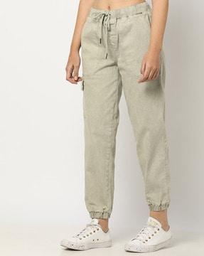 jogger jeans with cargo pocket