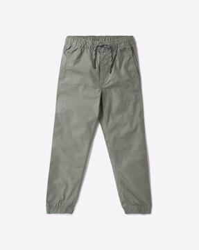 jogger pants with insert pockets