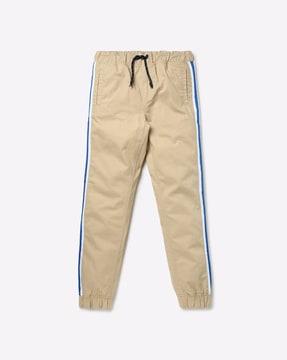 jogger pants with adjustable drawtsrings