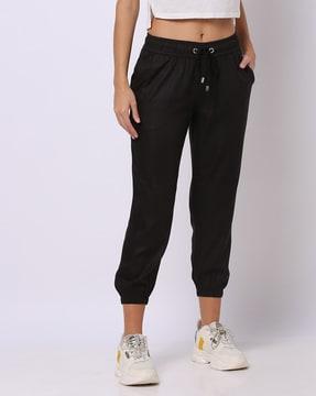 jogger pants with insert pockets