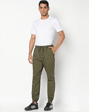 jogger pants with slip pockets