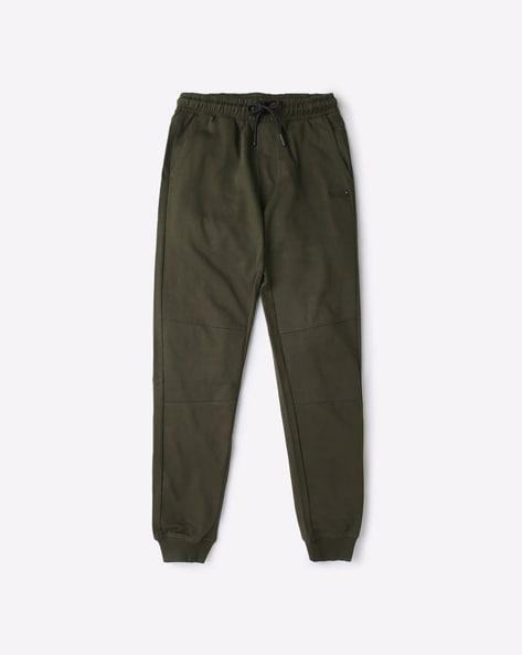 joggers with drawstring fastening