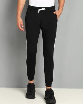 joggers with drawstring waist