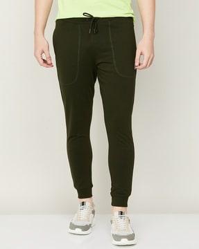 joggers with drawstring waist