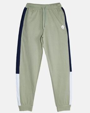 joggers with drawstring waist