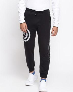 joggers with elasticated drawstring waist