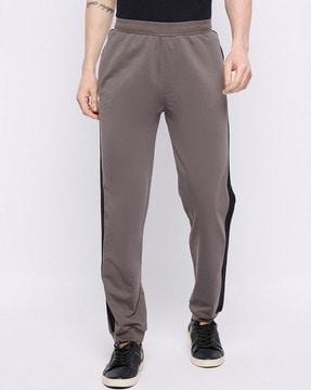 joggers with elasticated waist