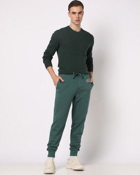 joggers with insert pockets