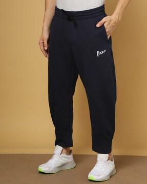 joggers with insert pockets